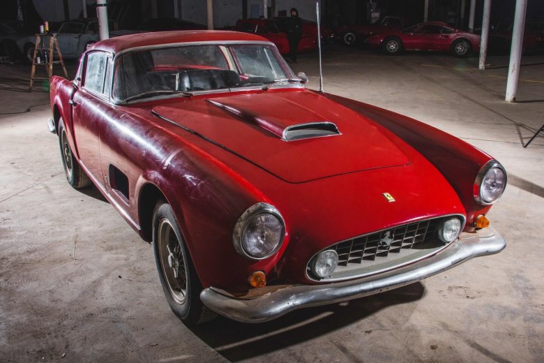 Ferrari 250 gt coupé pinin farina