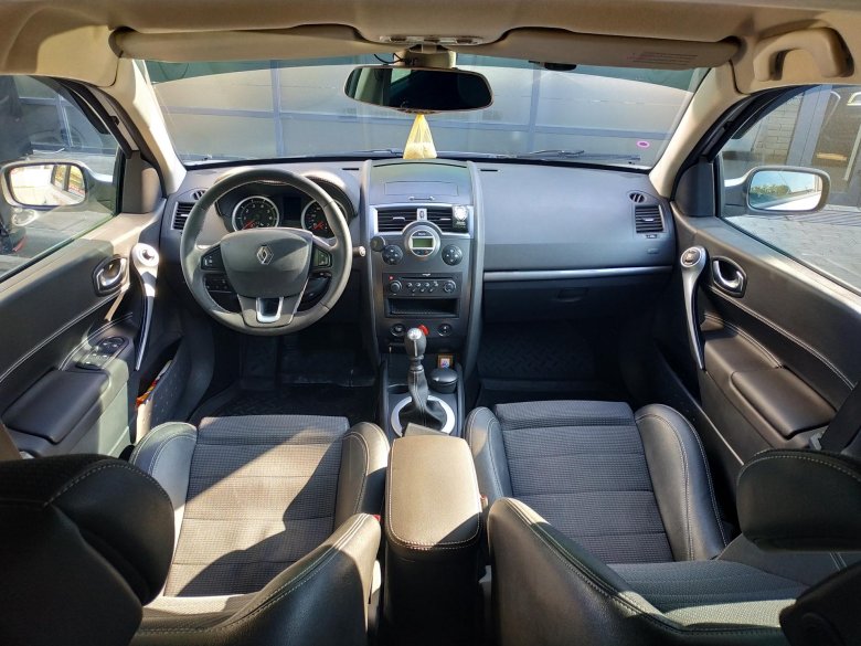Рено лагуна 3 салон