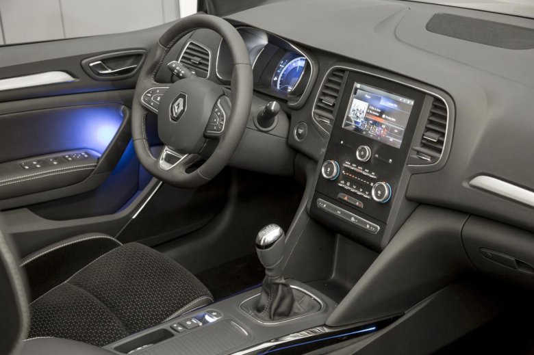 Рено меган 4 седан салон