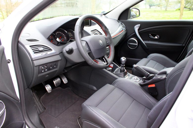 Рено меган 3 салон