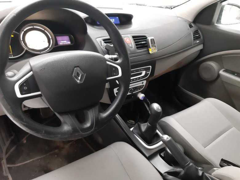 Renault fluence 2011