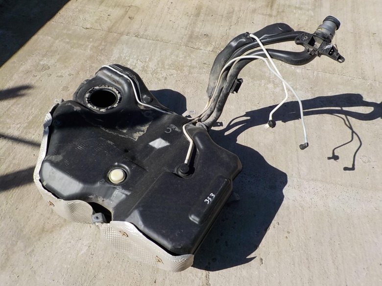 Топливный бак гольф 5