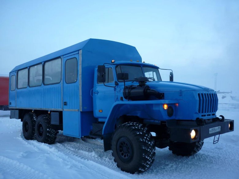 Урал 4320 вахтовка