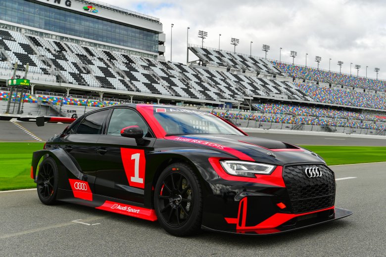 Audi sport rs 3 lms