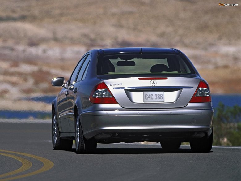 Мерседес е класс 2003