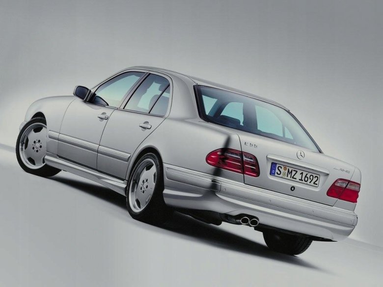 Mercedes benz e 55 amg