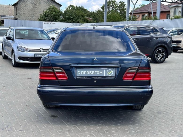 Mercedes benz type 210