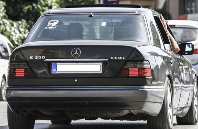 Мерседес w124 e200