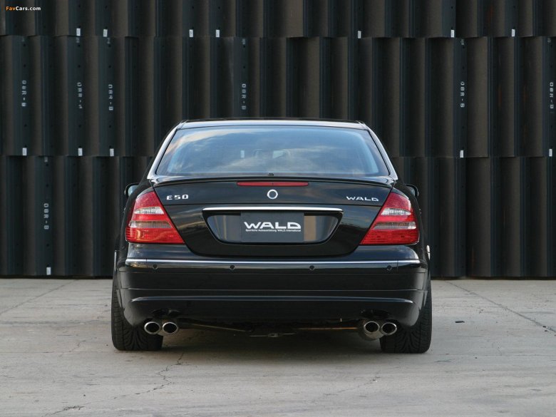 Мерседес w211 сзади