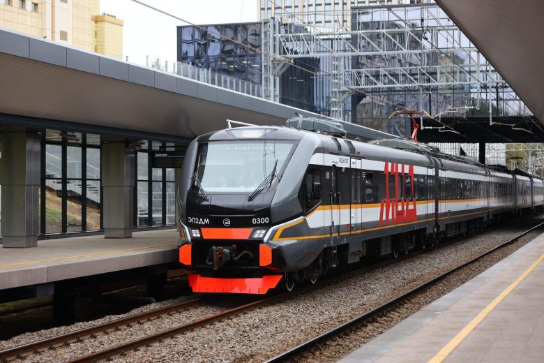 Эп 2 д электропоезд