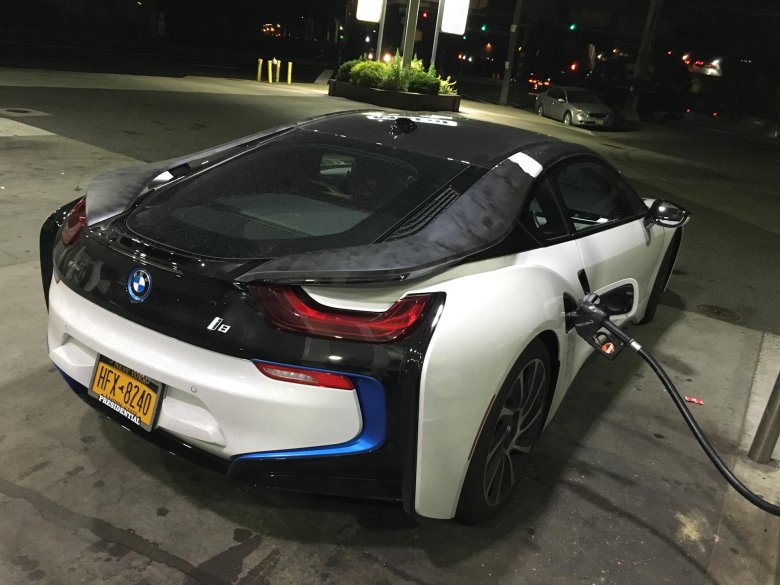 Bmw i8