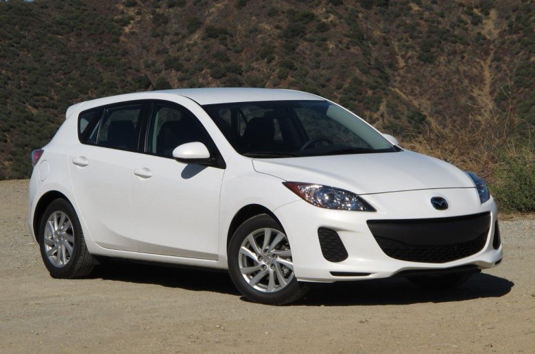 Mazda 3 2012 хэтчбек