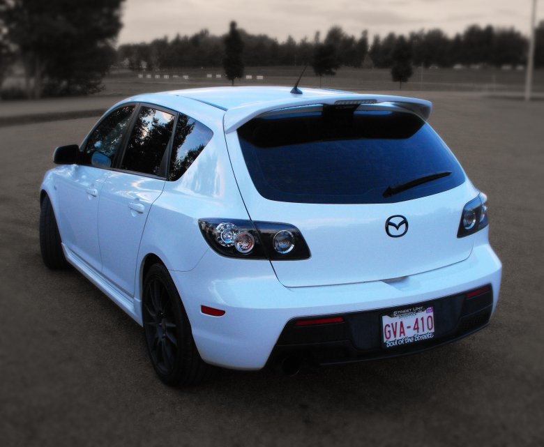 Mazda 3 хэтчбек