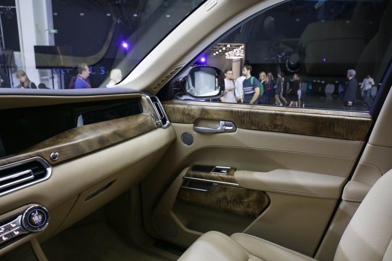 Аурус сенат интерьер