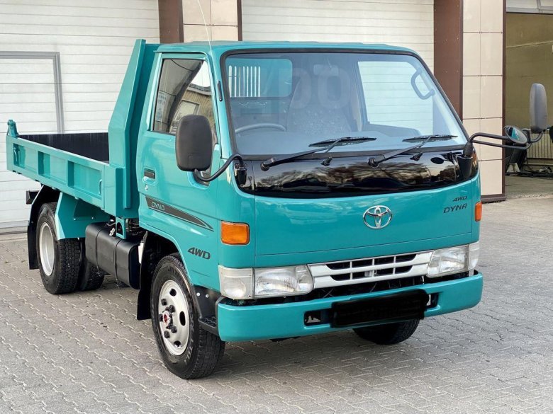 Тойота dyna