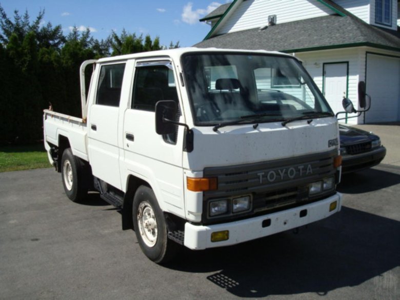 Toyota dyna u600