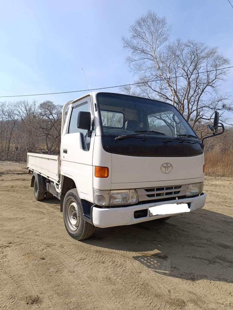 Тойота тойоайс грузовик 1500кг