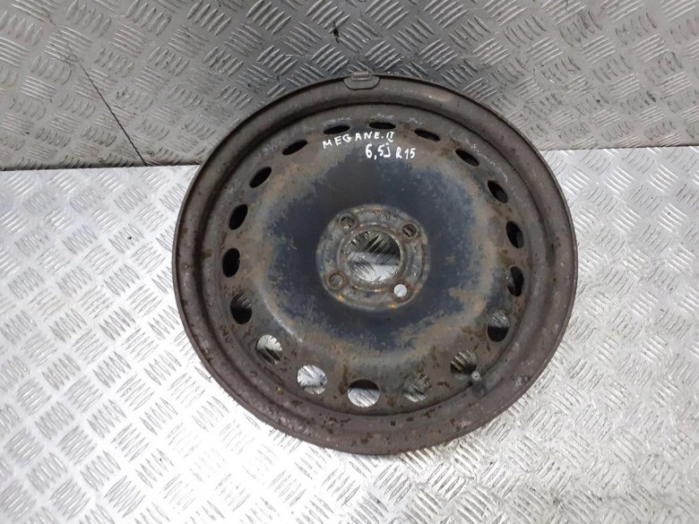 Диск колесный штампованный