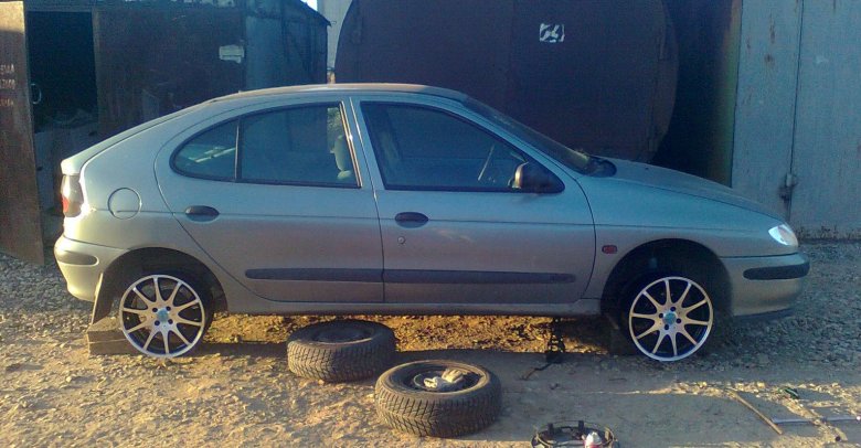 Рено меган 1 хэтчбек