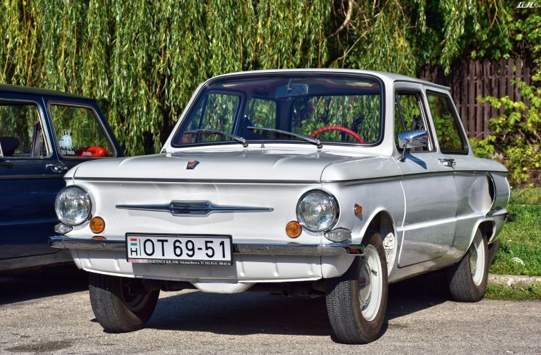 Автомобиль запорожец