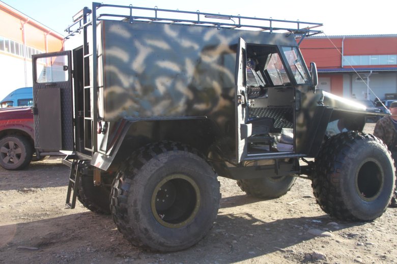 Иркутский завод вездеходов