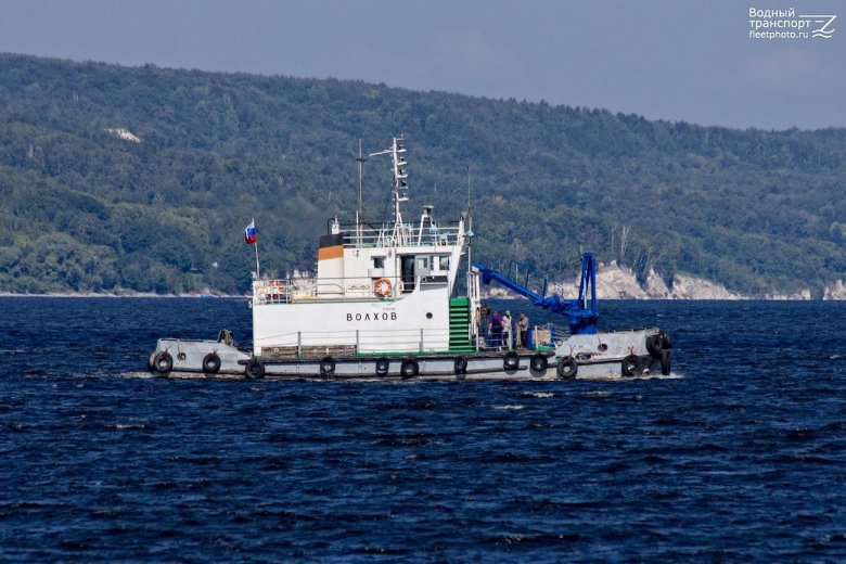 Плотовод 652 судно