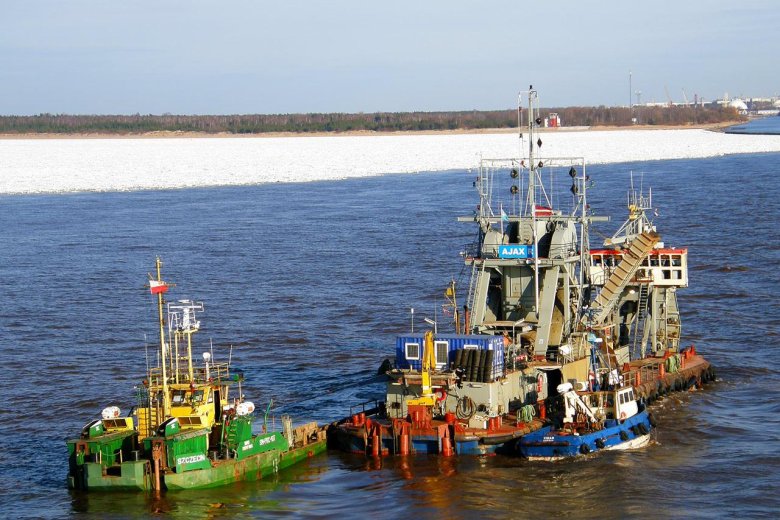 Иртыш 2502 земснаряд