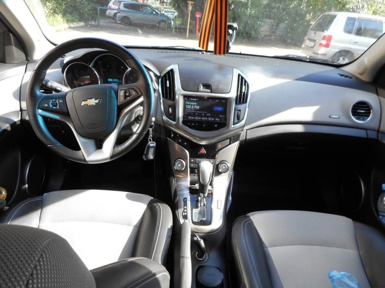 Chevrolet cruze 2013 салон