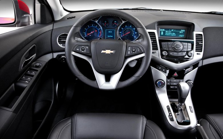 Chevrolet cruze 2012 interior