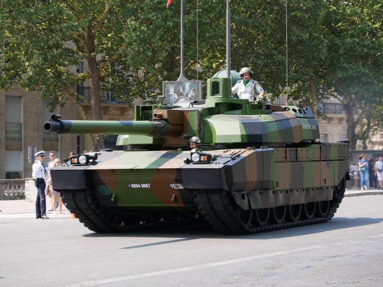 Французский танк леклерк