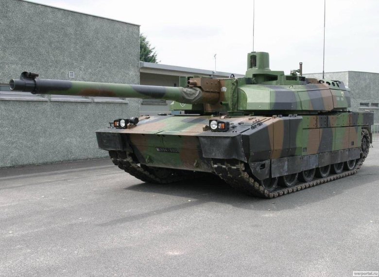 Танк amx 56 leclerc