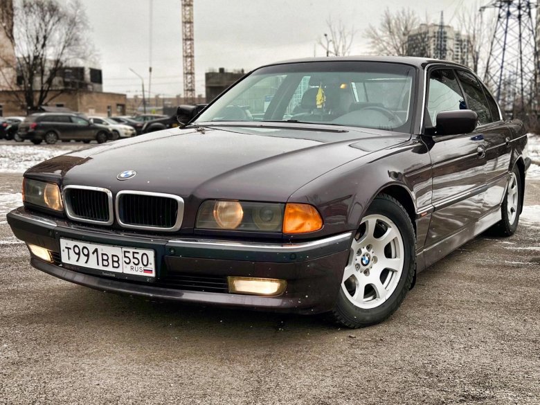 Бмв 7 серии 1999