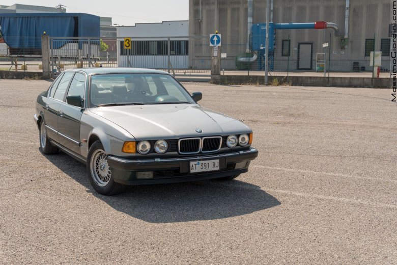 Бмв 7 серии 1990