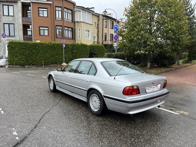 Bmw 750i e38