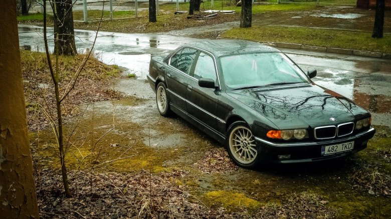 Bmw e38 740i