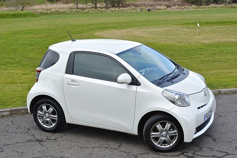 Toyota iq1