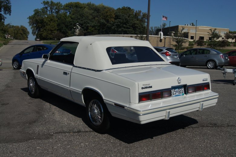 Chrysler lebaron 1982