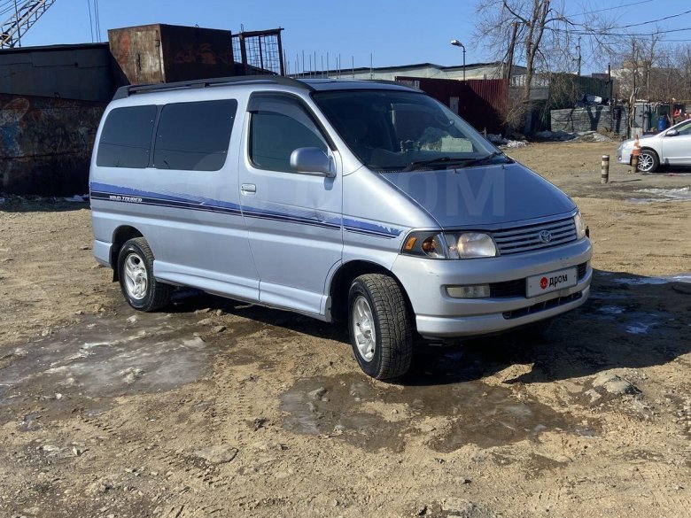 Mitsubishi delica iv