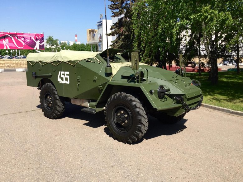 Колесный бронетранспортер