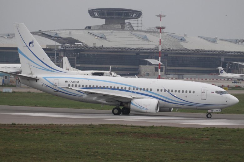 Боинг 737 газпромавиа