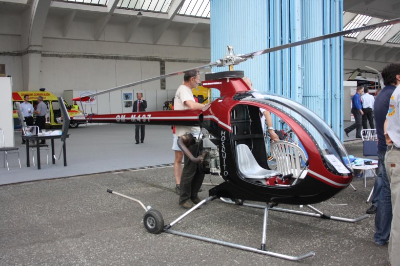 Двухместный вертолет