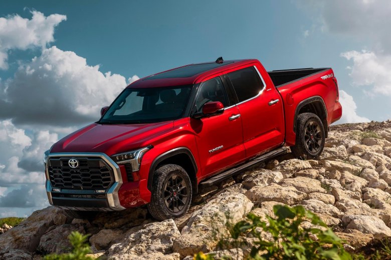Новая toyota tundra 2022