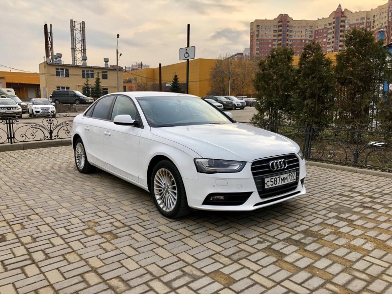 Audi a4 iv (b8)