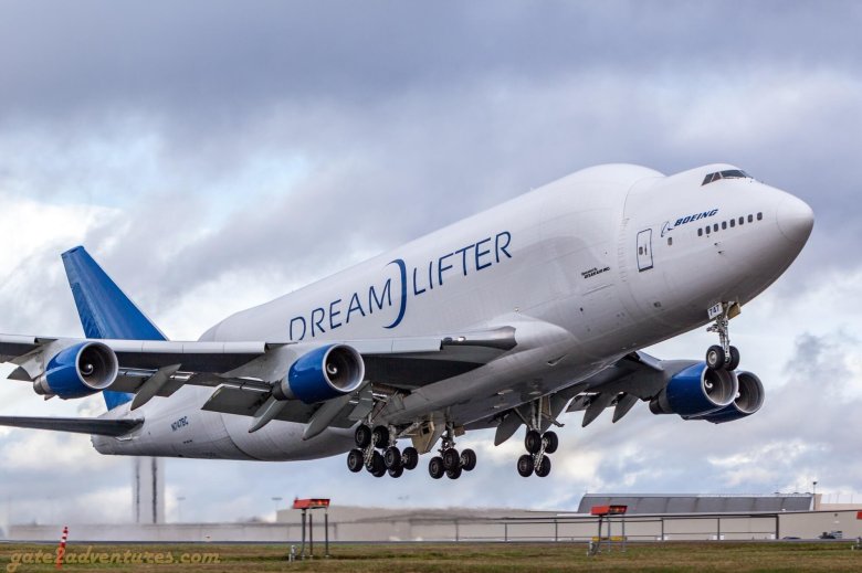 747 dreamlifter