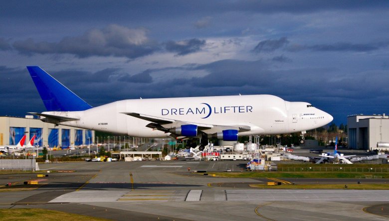 Boeing 747 dreamlifter