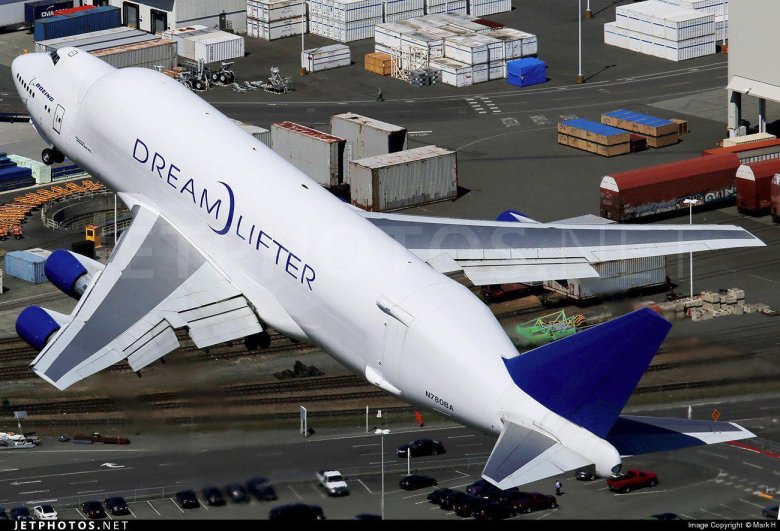 Боинг 747 lcf dreamlifter