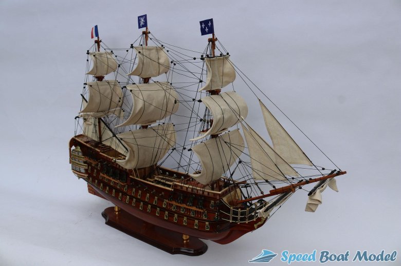 Модель корабля роял луи