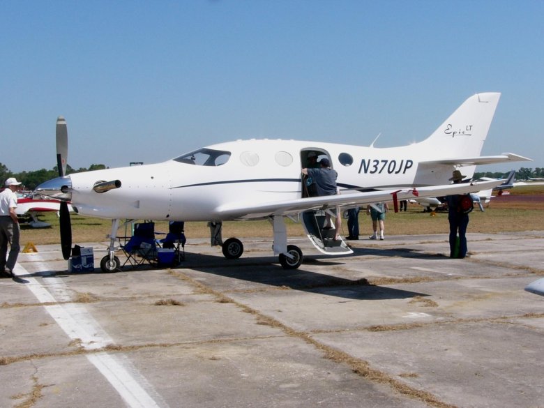 Epic aircraft lt