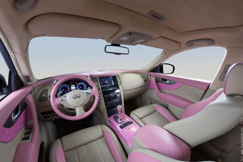 Инфинити fx37 белый салон