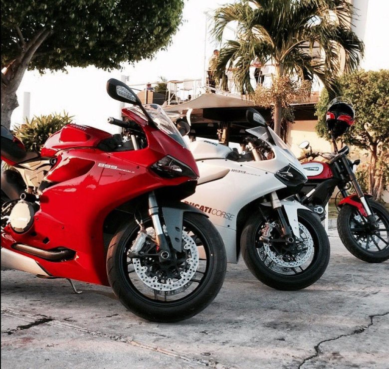 Мотоцикл ducati 1199 panigale